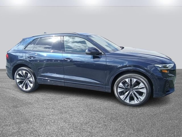 2025 Audi Q8 Premium Plus