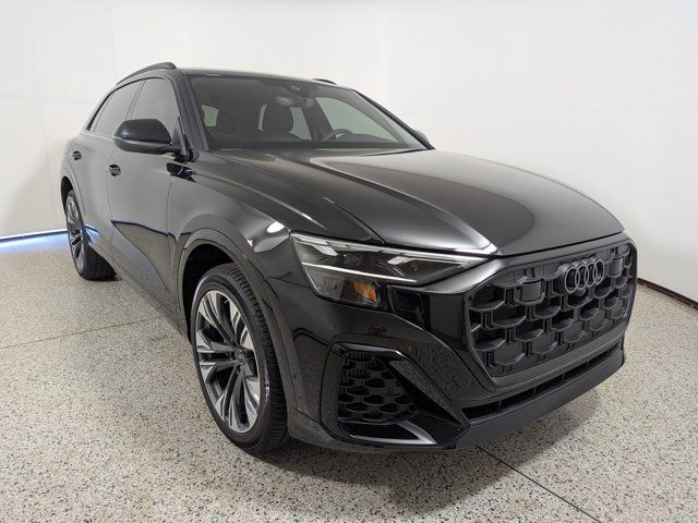 2025 Audi Q8 Premium Plus