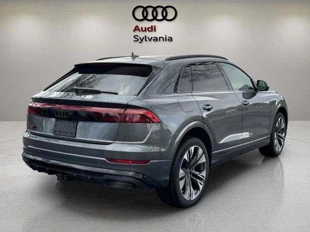 2025 Audi Q8 Premium Plus