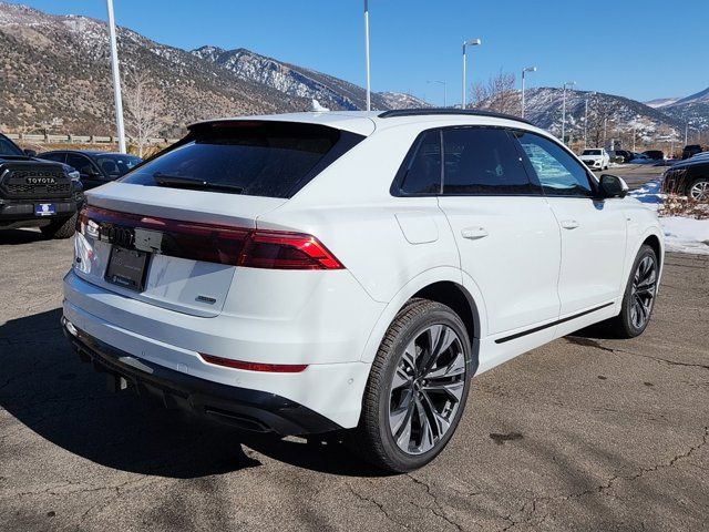 2025 Audi Q8 Premium Plus