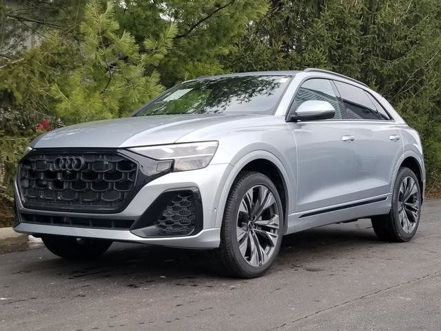 2025 Audi Q8 Premium Plus