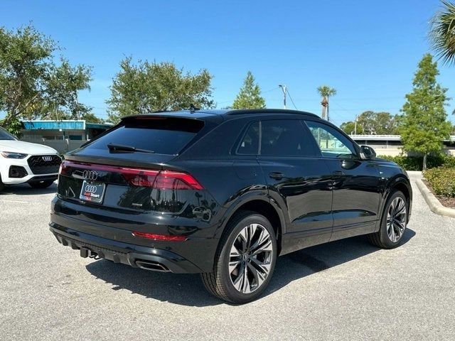 2025 Audi Q8 Premium Plus