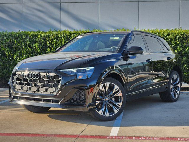 2025 Audi Q8 Premium Plus