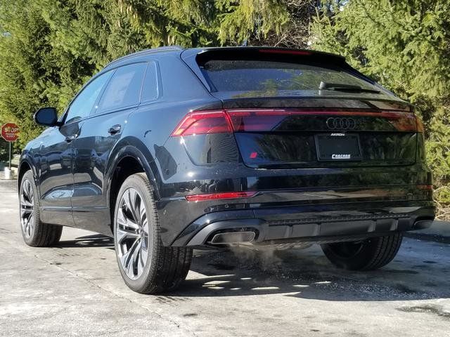 2025 Audi Q8 Premium Plus