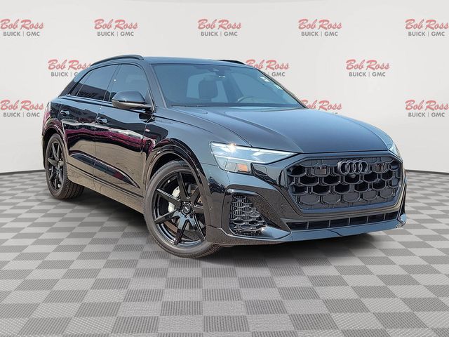 2025 Audi Q8 Premium Plus