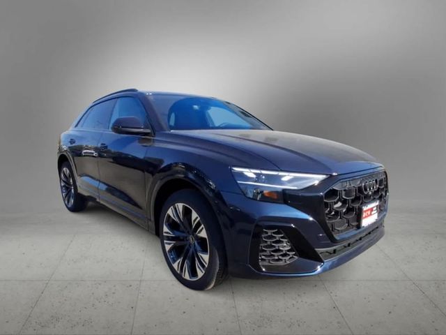 2025 Audi Q8 Premium Plus