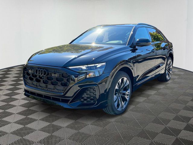 2025 Audi Q8 Premium Plus