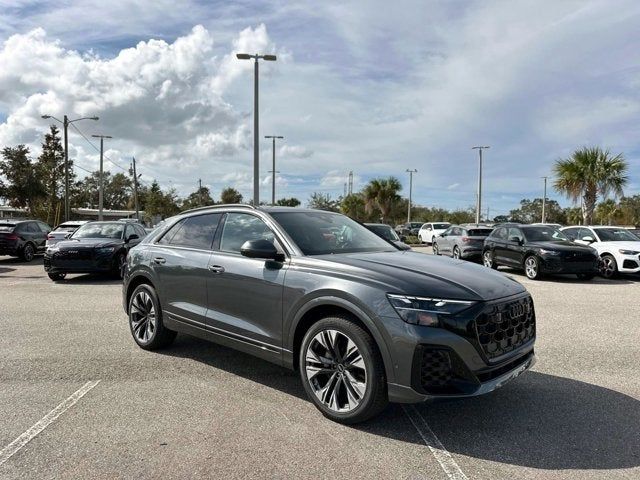 2025 Audi Q8 Premium Plus