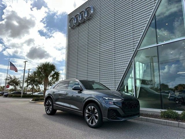 2025 Audi Q8 Premium Plus