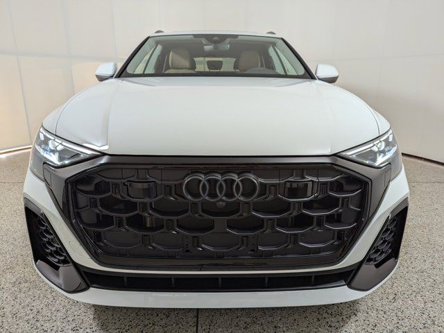 2025 Audi Q8 Premium Plus