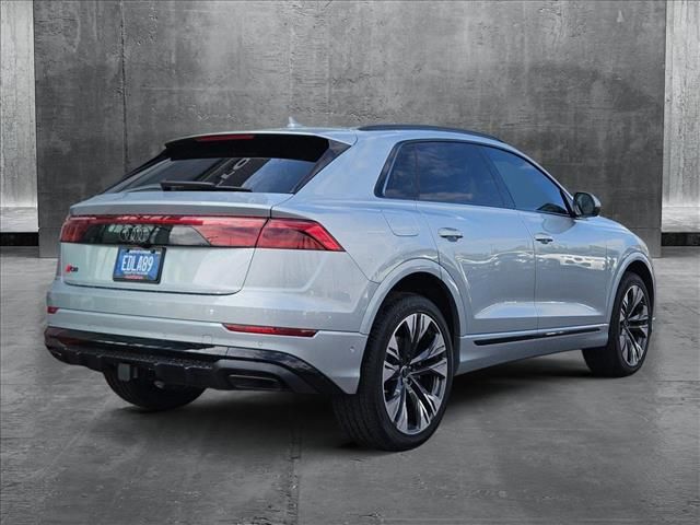 2025 Audi Q8 Premium Plus