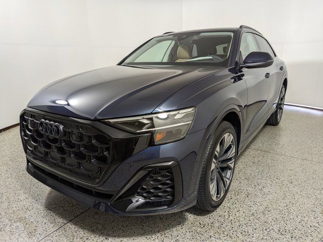 2025 Audi Q8 Premium Plus