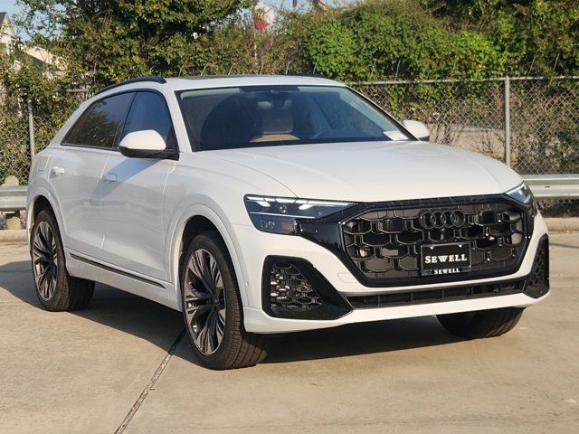 2025 Audi Q8 Premium Plus