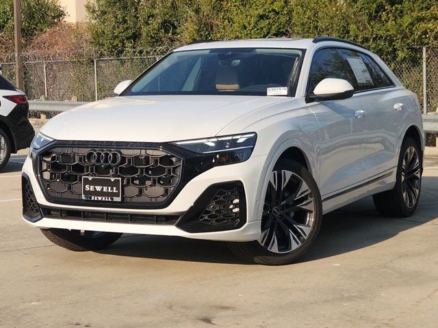 2025 Audi Q8 Premium Plus