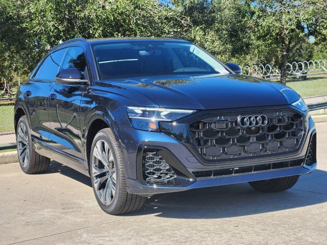 2025 Audi Q8 Premium Plus