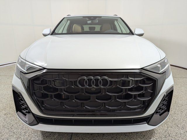 2025 Audi Q8 Premium Plus