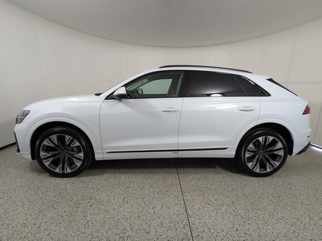 2025 Audi Q8 Premium Plus
