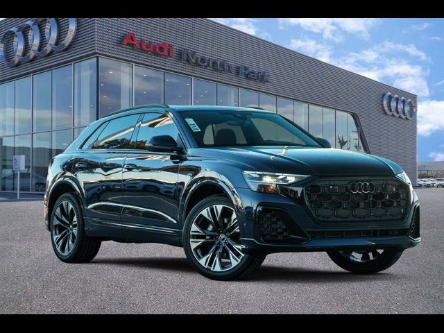 2025 Audi Q8 Premium Plus