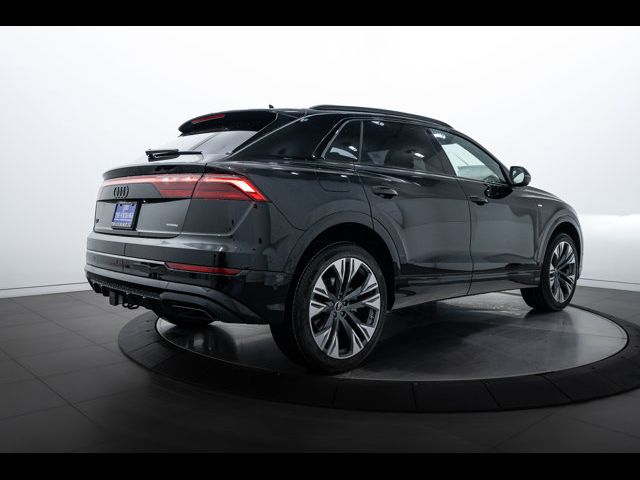 2025 Audi Q8 Premium Plus