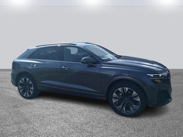 2025 Audi Q8 Premium Plus