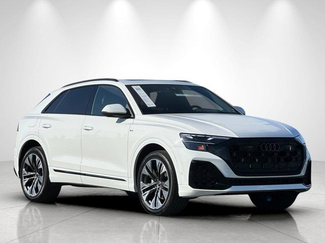 2025 Audi Q8 Premium Plus