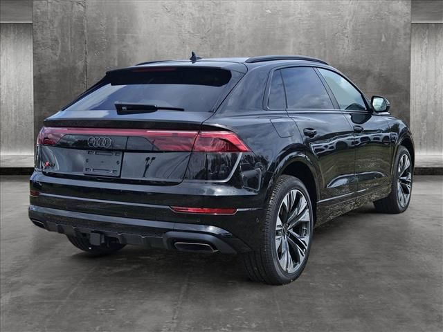 2025 Audi Q8 Premium Plus