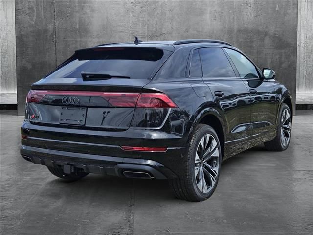 2025 Audi Q8 Premium Plus