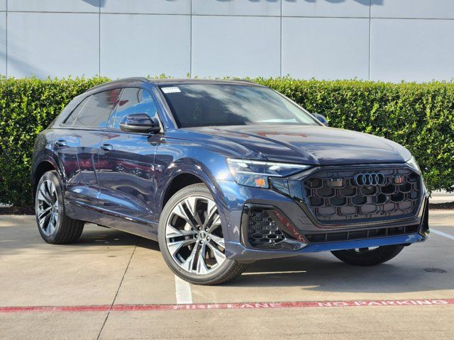 2025 Audi Q8 Premium Plus