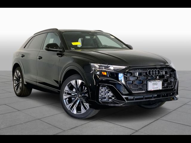 2025 Audi Q8 Premium Plus