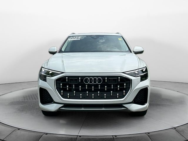 2025 Audi Q8 Premium Plus
