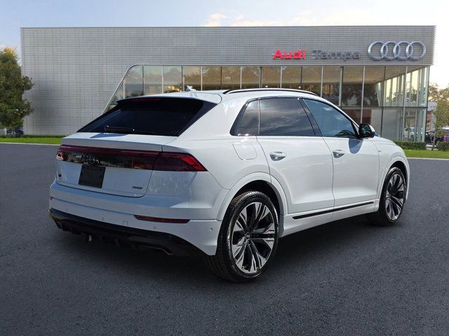 2025 Audi Q8 Prestige
