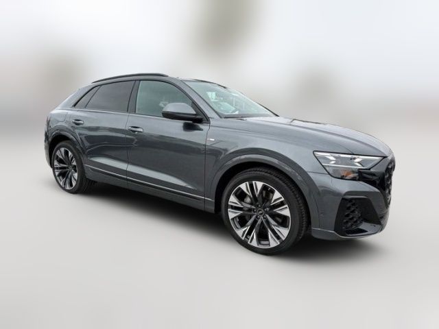 2025 Audi Q8 Prestige