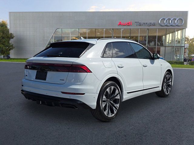 2025 Audi Q8 Prestige