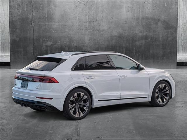 2025 Audi Q8 Prestige