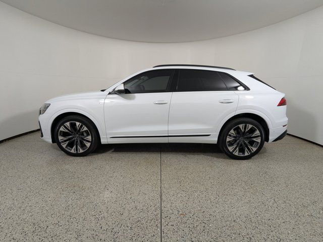 2025 Audi Q8 Prestige