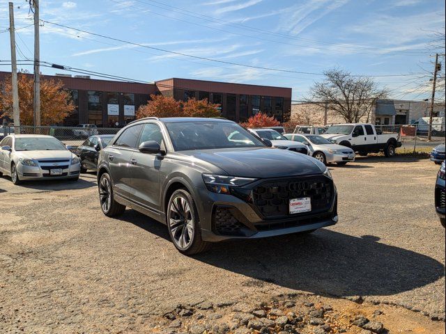 2025 Audi Q8 Prestige