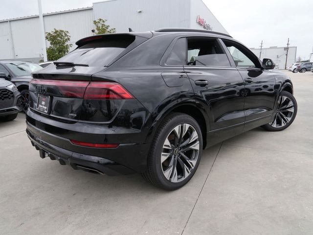 2025 Audi Q8 Prestige