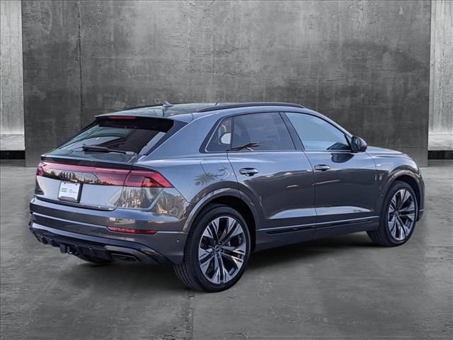 2025 Audi Q8 Prestige