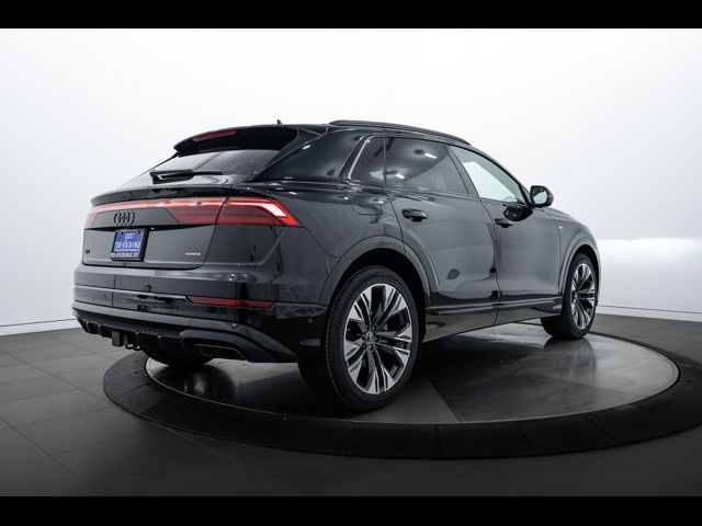 2025 Audi Q8 Prestige