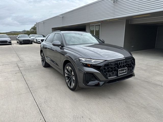 2025 Audi Q8 Premium Plus