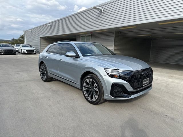 2025 Audi Q8 Premium Plus