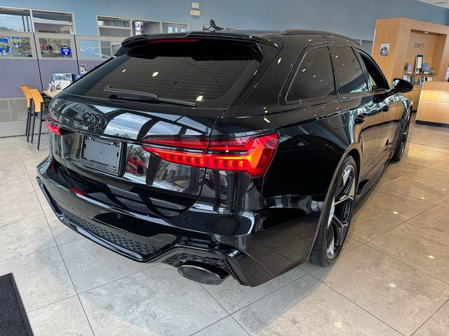 2025 Audi RS 6 Avant performance