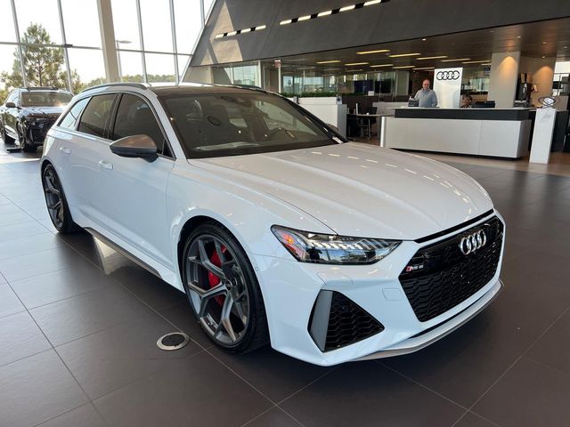 2025 Audi RS 6 Avant performance