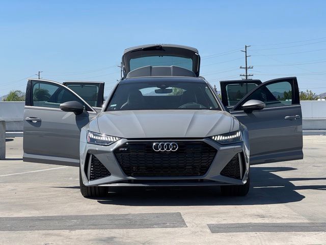 2025 Audi RS 6 Avant performance