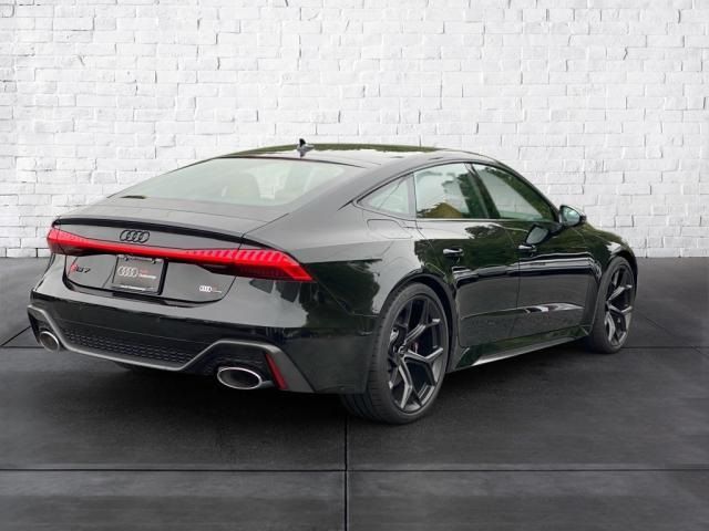 2025 Audi RS 7 Performance