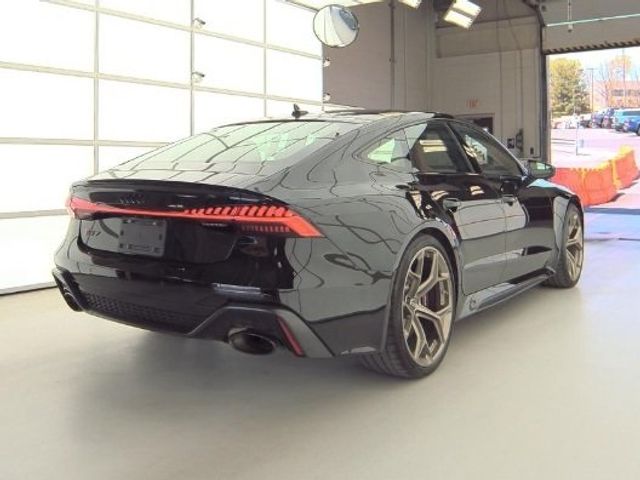 2025 Audi RS 7 Performance