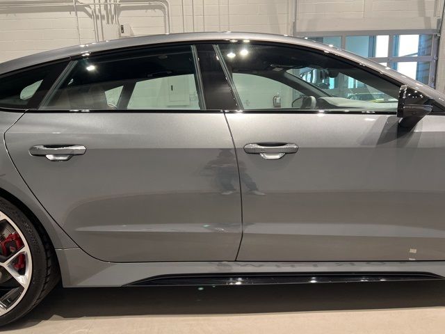 2025 Audi RS 7 Performance