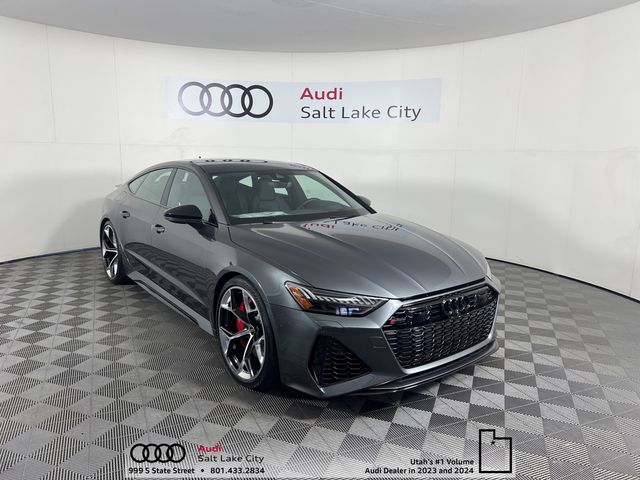 2025 Audi RS 7 Performance
