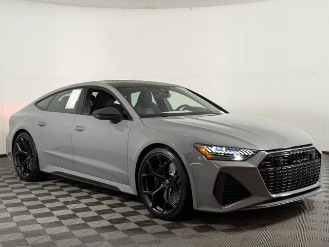 2025 Audi RS 7 Performance