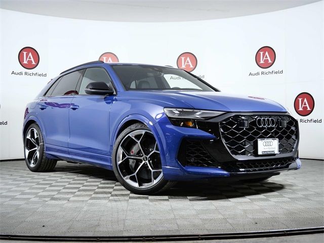 2025 Audi RS Q8 performance